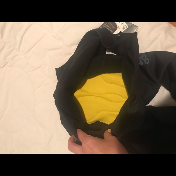 Adidas cycling pants - Picture 4 of 7